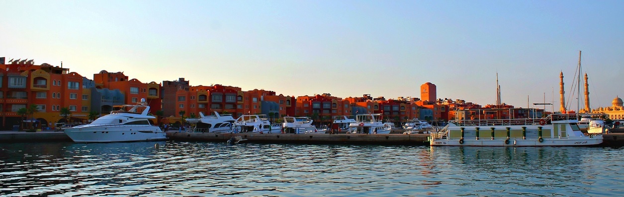 Hurghada Marina Banner 4