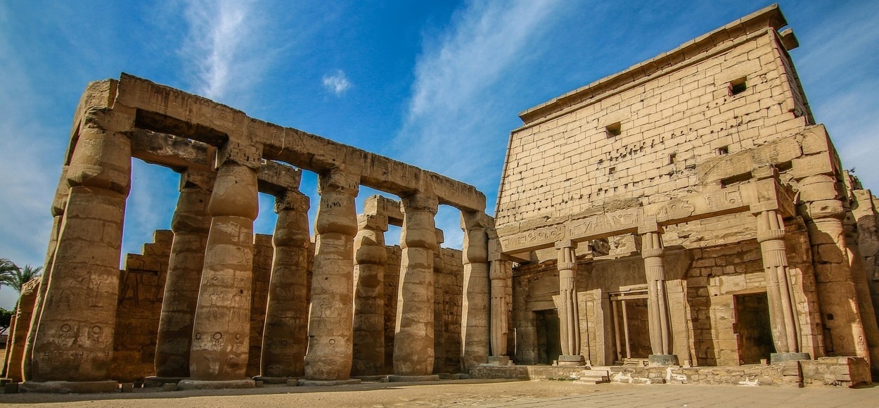 Philae temple1