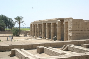 Tours Los Templo de Dendera y Abydos de Luxor